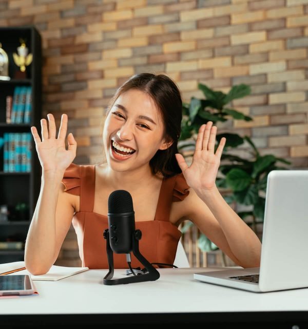 cheerful-blogger-using-mic-for-podcast-2021-09-04-03-50-50-utc-pw4rq0arhqz9rrpco422c7d8uhp3ljnci2sjisl4ow